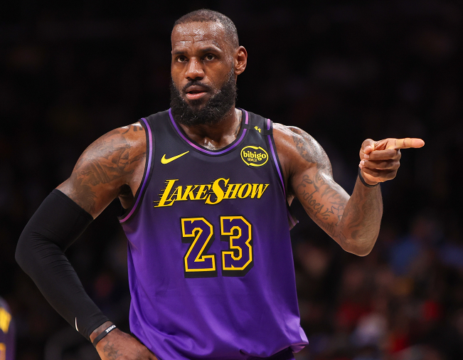 关于瓦伦西亚内部会议纪要流出:今夜迎来里程碑,NBA常规赛使命明确,纪律约束更严格的信息 关于瓦伦西亚内部会议纪要流出:今夜迎来里程碑,NBA常规赛使命明确,纪律约束更严格的信息